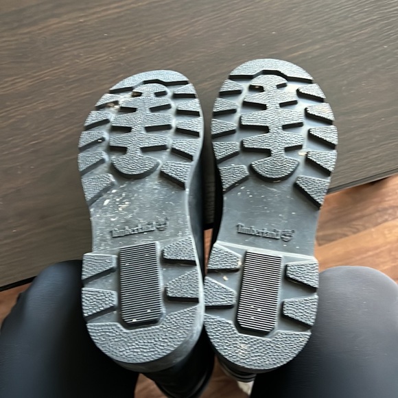 All black Timberlands - Picture 3 of 4